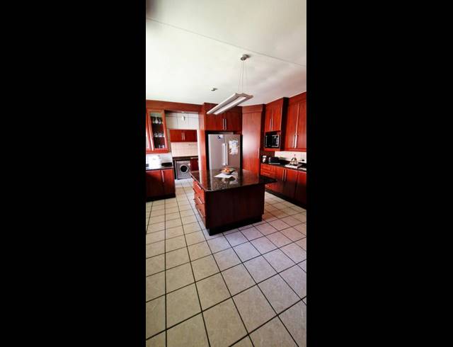 4 BEDROOM HOUSE FOR SALE IN SUNWARD PARK